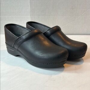 Dansko Black Leather The Professional Clog
